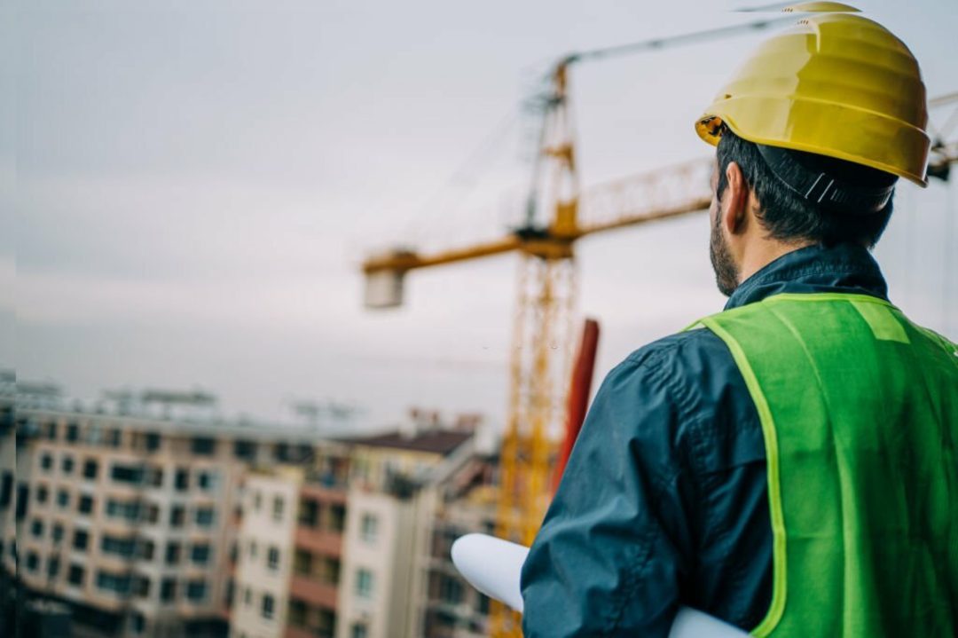 Construction Manager vs Project Manager Requirements